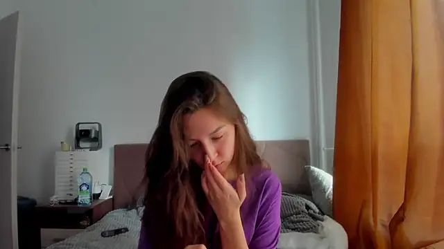 Snapshot of Adela_Vetta chatting on October 15, 2025, 11:07 am Adela Vetta online show from October 15, 2025, 11:07 am