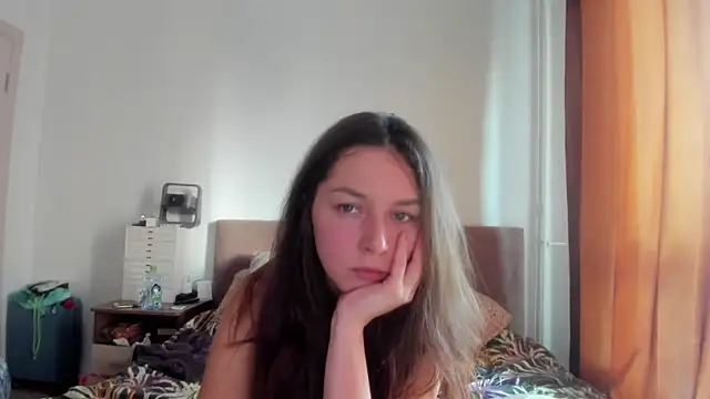 Snapshot of Adela_Vetta chatting on November 16, 2025, 10:20 am Adela Vetta online show from November 16, 2025, 10:20 am