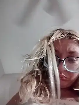 xWhoreAbleX Pika online show from September 29, 2025, 8:32 am