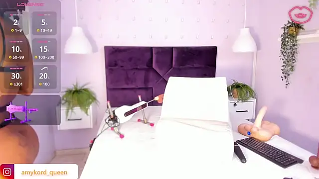 Snapshot of Amykord chatting on October 11, 2025, 8:04 am Amykord online show from October 11, 2025, 8:04 am