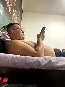 Snapshot of ionut9879 chatting on November 2, 2025, 2:55 pm ionut9879 online show from November 2, 2025, 2:55 pm