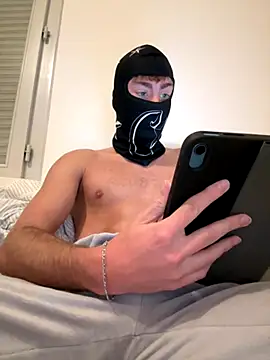 Snapshot of pablito19695 chatting on November 6, 2025, 11:03 am pablito19695 online show from November 6, 2025, 11:03 am