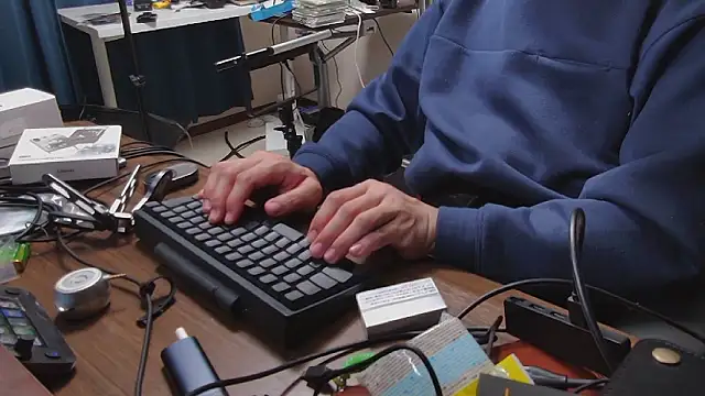 tokimori online show from December 2, 2025, 3:47 pm