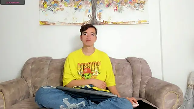 bunny maxi online show from October 28, 2025, 12:37 pm