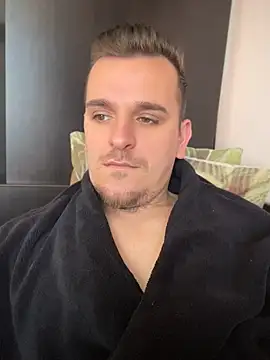 Huge cock22cm online show from May 3, 2026, 8:08 am