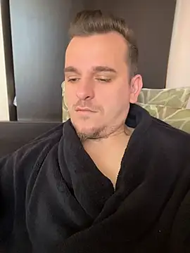 Huge cock22cm online show from May 5, 2026, 7:33 am