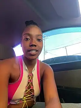 Snapshot of NillaMontana chatting on January 16, 2025, 5:23 pm NillaMontana online show from January 16, 2025, 5:23 pm