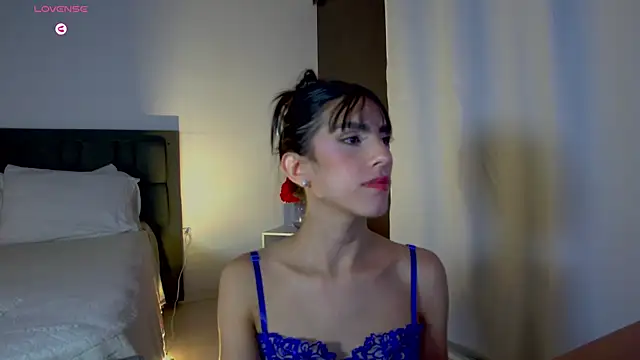Snapshot of AlanaSofiia chatting on July 31, 2026, 4:15 pm AlanaSofiia online show from July 31, 2026, 4:15 pm