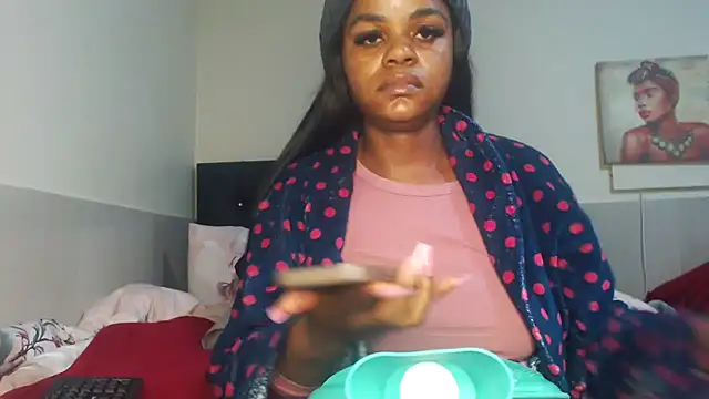 Fiercefoxxy online show from June 23, 2026, 6:39 pm