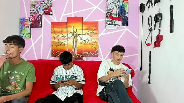 oliverhot2005 online show from January 11, 2025, 7:27 pm