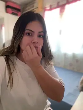 melanny10 online show from March 15, 2025, 9:19 am