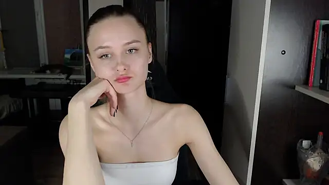 Snapshot of _Sansa_stark_ chatting on March 2, 2025, 1:20 pm Sansa stark online show from March 2, 2025, 1:20 pm