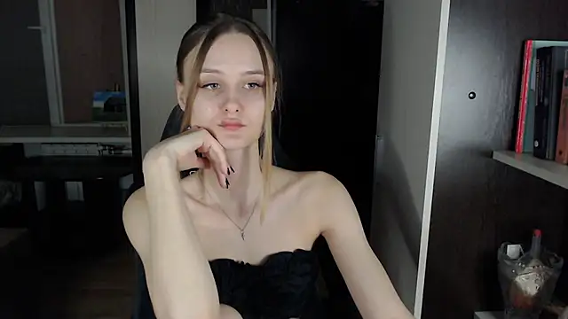 Snapshot of _Sansa_stark_ chatting on February 28, 2025, 1:47 pm Sansa stark online show from February 28, 2025, 1:47 pm