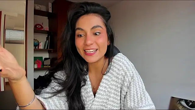 Snapshot of Dahian-peach chatting on July 1, 2026, 6:41 pm Dahian-peach online show from July 1, 2026, 6:41 pm
