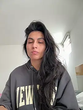 Snapshot of Dahian-peach chatting on July 10, 2026, 5:02 pm Dahian-peach online show from July 10, 2026, 5:02 pm