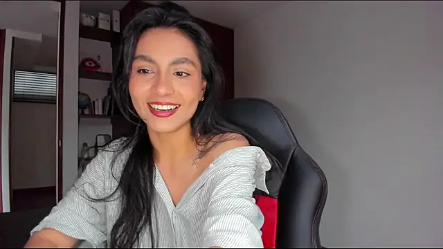 Snapshot of Dahian-peach chatting on July 9, 2026, 10:20 pm Dahian-peach online show from July 9, 2026, 10:20 pm
