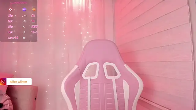 Alice winter  online show from June 7, 2026, 7:08 pm