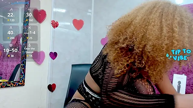 Litzy Curly online show from March 11, 2025, 3:02 pm
