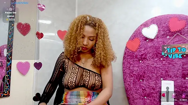 Litzy Curly online show from October 5, 2025, 4:31 pm