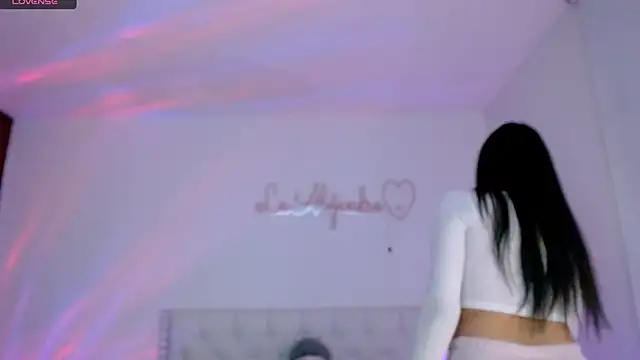 Snapshot of alee_lenoxx chatting on October 28, 2025, 7:07 am alee lenoxx online show from October 28, 2025, 7:07 am