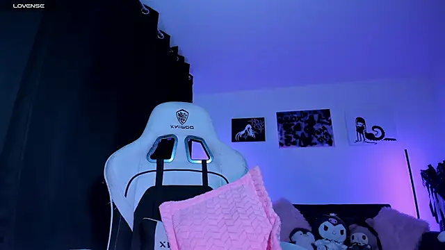 satanbabee online show from March 5, 2026, 11:32 pm