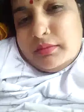 Snapshot of MohiniBhabhi chatting on March 9, 2025, 6:54 pm MohiniBhabhi online show from March 9, 2025, 6:54 pm