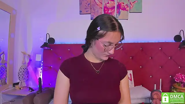 Snapshot of Ruth_harvey_ chatting on July 17, 2026, 1:52 pm Ruth harvey online show from July 17, 2026, 1:52 pm