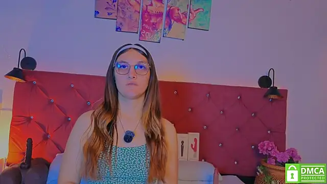 Snapshot of Ruth_harvey_ chatting on August 3, 2026, 1:28 pm Ruth harvey online show from August 3, 2026, 1:28 pm