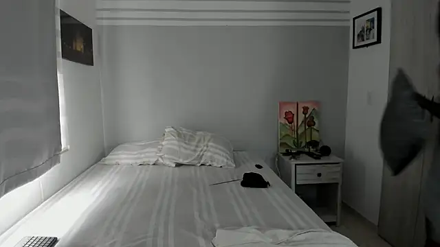 Snapshot of karlina_charlotte1 chatting on September 25, 2025, 12:00 pm karlina charlotte1 online show from September 25, 2025, 12:00 pm