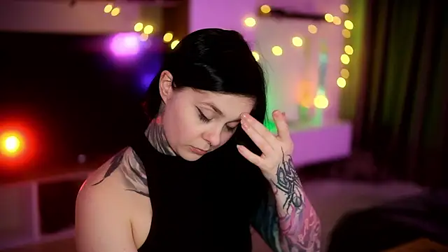 AcidPie online show from February 27, 2025, 4:32 pm