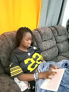 carenic online show from October 22, 2025, 5:56 pm