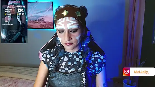 Mei Kelly online show from November 1, 2025, 1:23 am