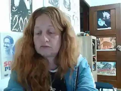 Snapshot of ViioletaMora chatting on June 19, 2026, 7:47 am ViioletaMora online show from June 19, 2026, 7:47 am