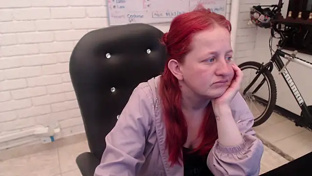 ViioletaMora online show from March 2, 2025, 5:09 pm