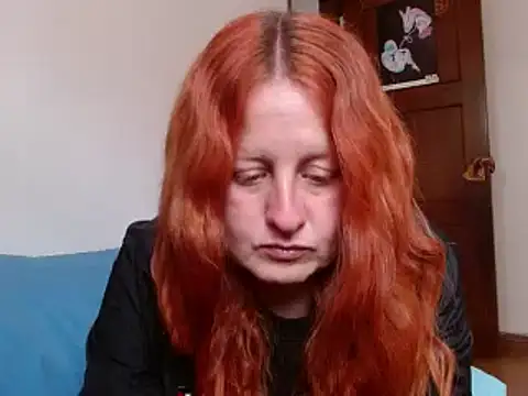 ViioletaMora online show from October 6, 2025, 6:19 pm