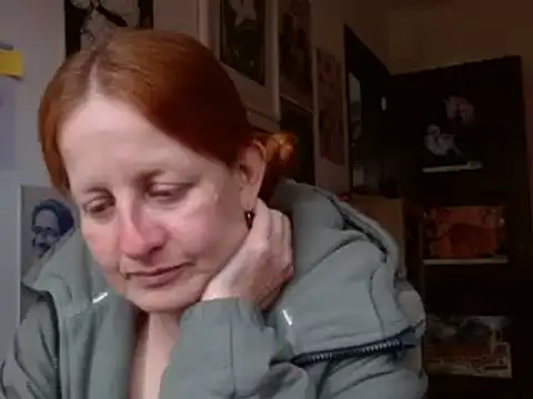 Snapshot of ViioletaMora chatting on July 15, 2026, 6:37 pm ViioletaMora online show from July 15, 2026, 6:37 pm