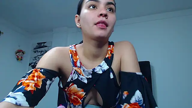 Ariel Zeo1 online show from December 14, 2025, 8:36 pm