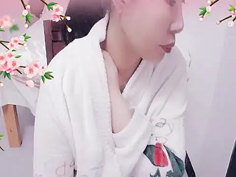xiaoxuer online show from March 20, 2025, 5:02 am