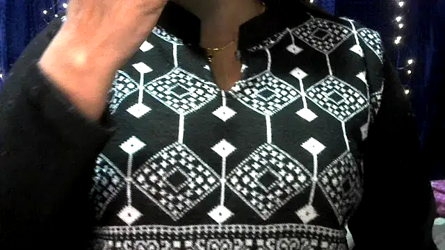 Snapshot of Princess_noorjahan chatting on December 2, 2025, 2:08 pm Princess noorjahan online show from December 2, 2025, 2:08 pm