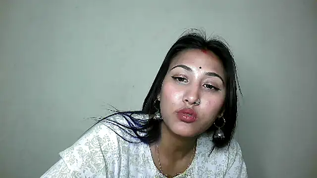 Snapshot of Princess_noorjahan chatting on December 11, 2024, 9:23 pm Princess noorjahan online show from December 11, 2024, 9:23 pm