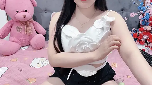 Funikio online show from May 1, 2026, 2:00 pm