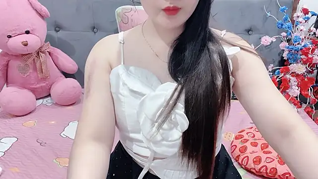 Funikio online show from May 4, 2026, 1:47 pm