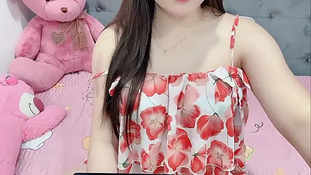 Funikio online show from October 12, 2025, 3:46 pm