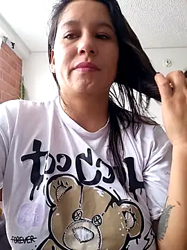 Snapshot of Zoe_Nasty chatting on October 8, 2025, 2:51 pm Zoe Nasty online show from October 8, 2025, 2:51 pm