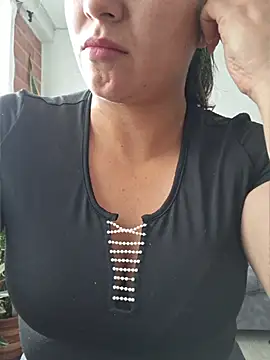 Zoe Nasty online show from April 19, 2026, 9:28 pm