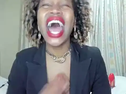 Snapshot of AfricanSquirtingQueen chatting on November 16, 2025, 5:17 pm AfricanSquirtingQueen online show from November 16, 2025, 5:17 pm