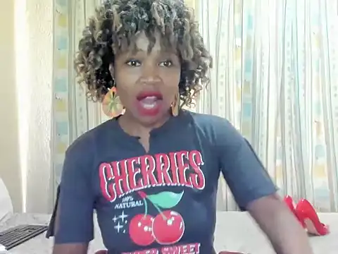 Snapshot of AfricanSquirtingQueen chatting on October 19, 2025, 8:17 am AfricanSquirtingQueen online show from October 19, 2025, 8:17 am