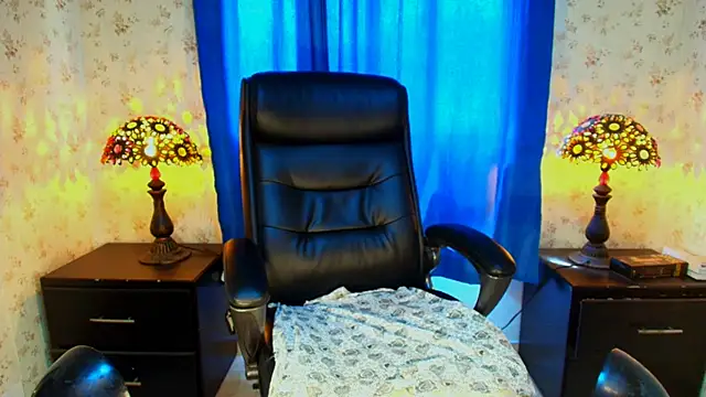 Snapshot of jewellzafiro chatting on October 16, 2025, 3:31 pm jewellzafiro online show from October 16, 2025, 3:31 pm