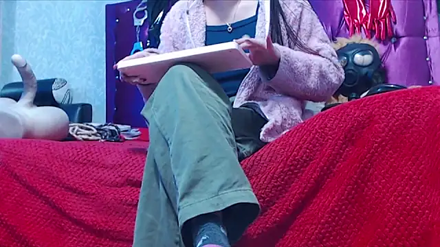 Snapshot of AyshaScott chatting on February 19, 2026, 2:25 pm AyshaScott online show from February 19, 2026, 2:25 pm