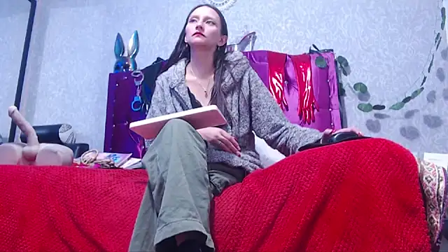 Snapshot of AyshaScott chatting on February 9, 2026, 1:53 pm AyshaScott online show from February 9, 2026, 1:53 pm